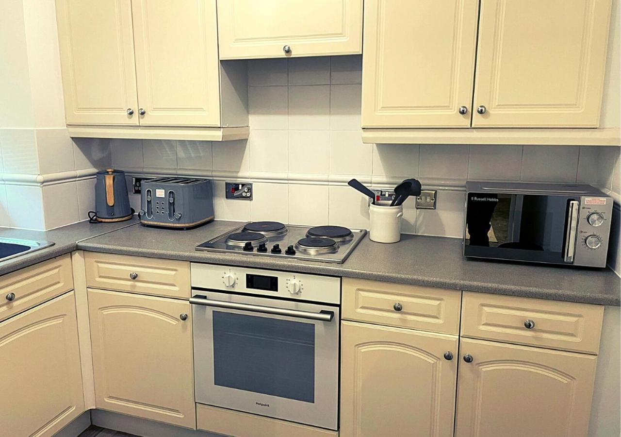 Peniel Properties - Welwyn Garden City Buitenkant foto